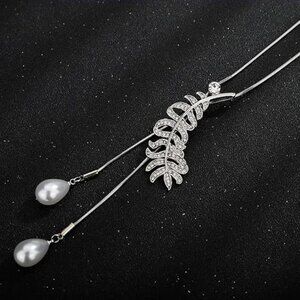 Bakod Jewelry Adjustable Crystal Rhinestone Leaf Pendant Pearl Long Necklace